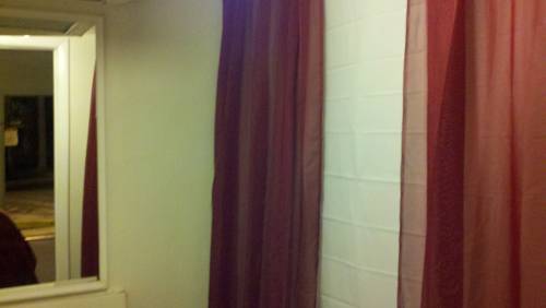 Imagen de la habitación del Hotel Jasmine Garden Inn. Foto 5