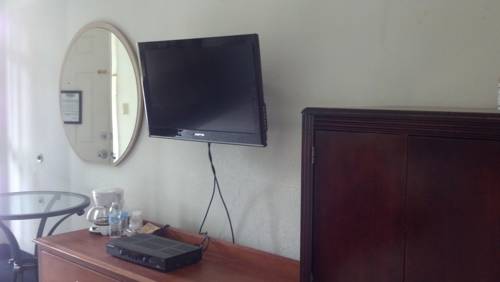 Imagen de la habitación del Hotel Jasmine Garden Inn. Foto 16