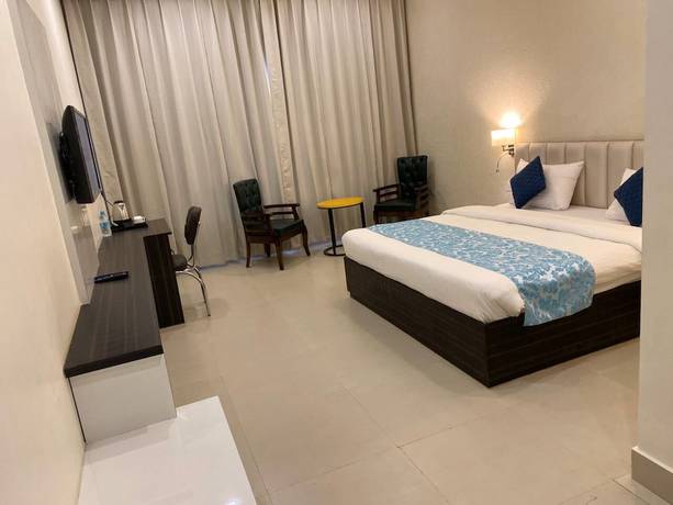Imagen de la habitación del Hotel Jasmine Grand. Foto 4