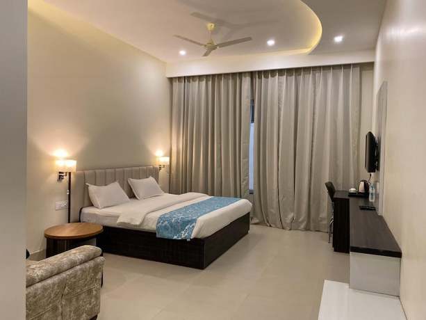 Imagen de la habitación del Hotel Jasmine Grand. Foto 7