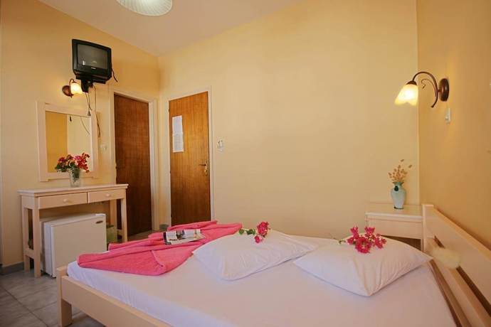 Imagen de la habitación del Hotel Jasmine, Paros Ciudad. Foto 3
