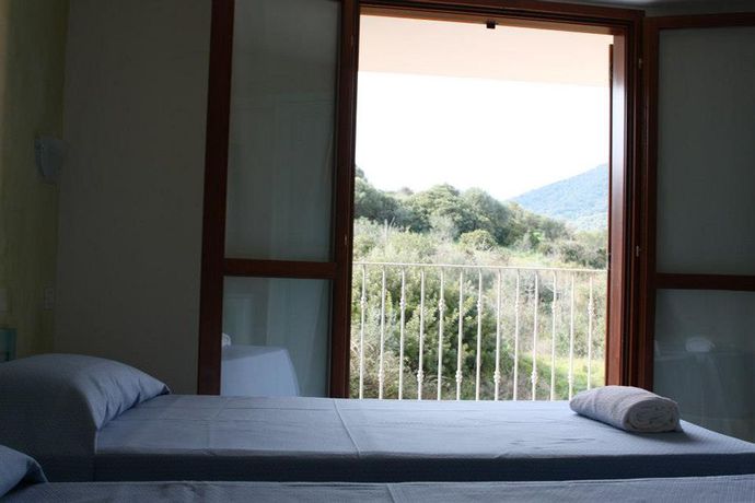 Imagen de la habitación del Hotel Jasmine, TEULADA. Foto 11