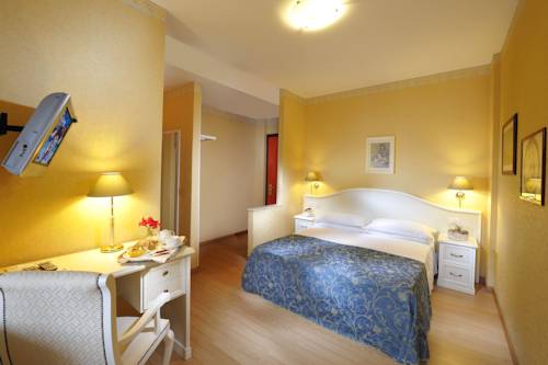 Imagen de la habitación del Hotel Jasminum. Foto 11
