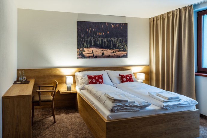 Imagen de la habitación del Hotel Jasn&aacute;. Foto 3