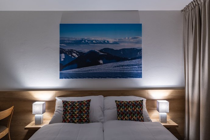 Imagen de la habitación del Hotel Jasn&aacute;. Foto 7