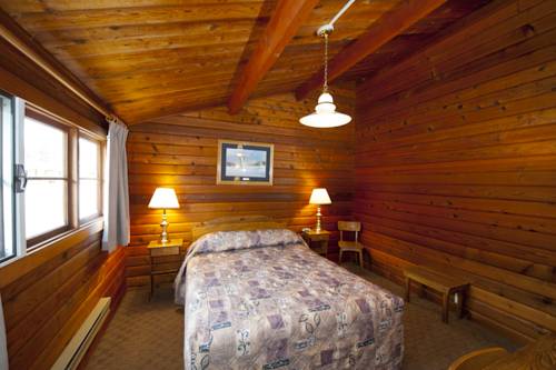 Imagen de la habitación del Hotel Jasper House Bungalows. Foto 9