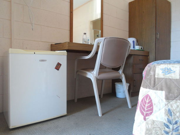 Imagen de la habitación del Hotel Jasper Motor Inn. Foto 4