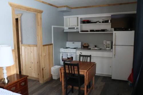 Imagen de la habitación del Hotel Jasper Way Inn. Foto 12