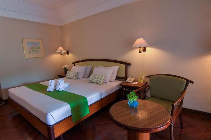 Imagen de la habitación del Hotel Jatinangor National Golf & Resort. Foto 9