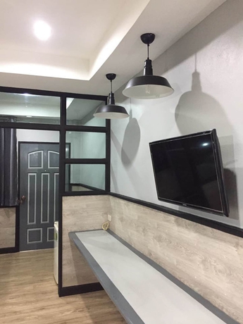 Imagen de la habitación del Hotel Jatuporn Mansion. Foto 9