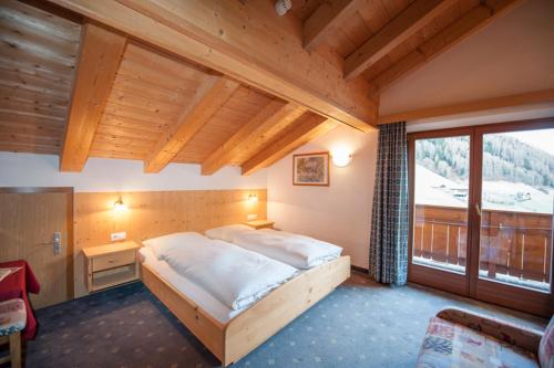 Imagen de la habitación del Hotel Jaufentalerhof. Foto 9