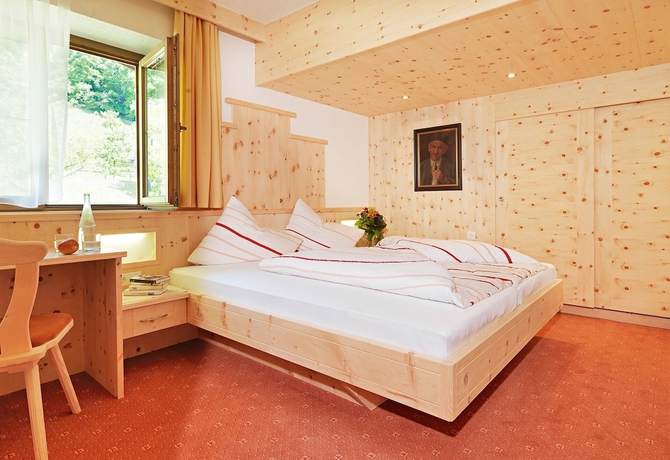 Imagen de la habitación del Hotel J&auml;gerhof, Klingenburg. Foto 4