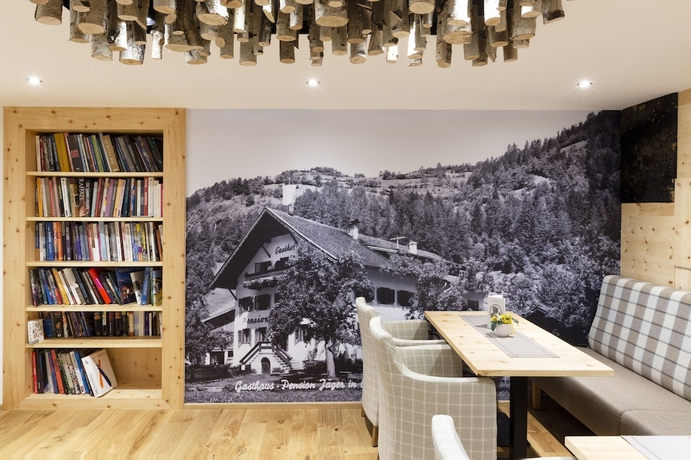 Imagen de los interiores del Hotel J&auml;gerhof, Klingenburg. Foto 18