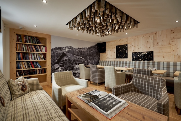 Imagen del bar/restaurante del Hotel J&auml;gerhof, Klingenburg. Foto 2