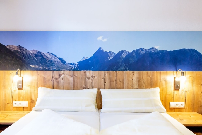 Imagen de la habitación del Hotel J&auml;gerhof, Klingenburg. Foto 10