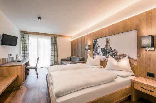 Imagen de la habitación del Hotel Jägerhof, Surarù. Foto 12