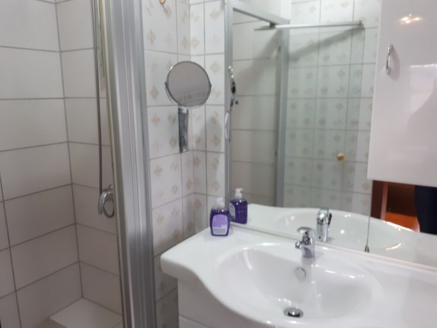 Imagen de la habitación del Hotel J&auml;gerstube. Foto 5