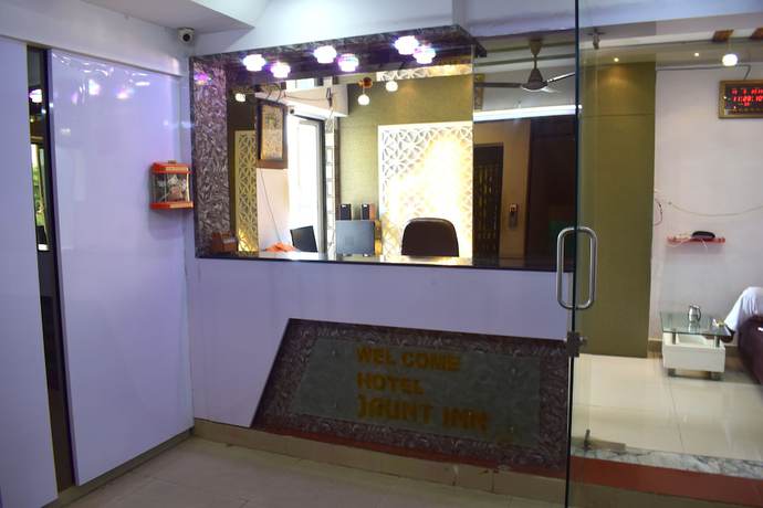 Imagen de los interiores del Hotel Jaunt Inn by Sky Stays. Foto 15