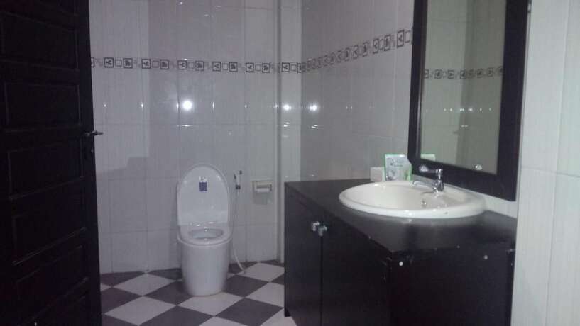 Imagen general del Hotel Jaya Phita Guest House. Foto 11