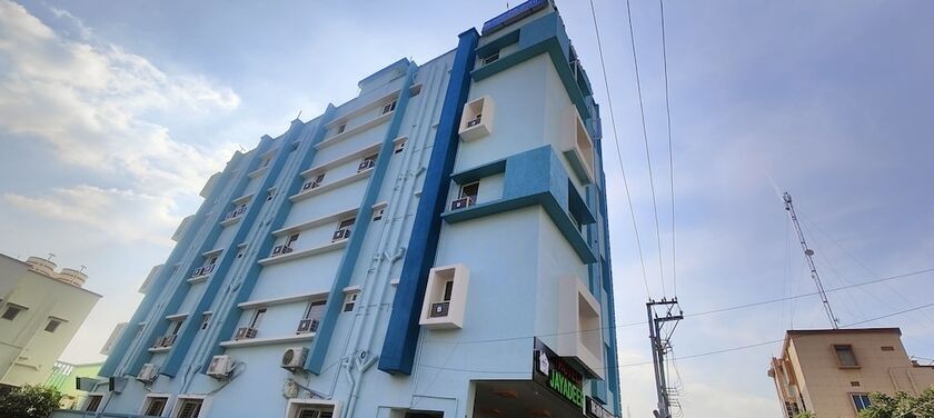 Imagen general del Hotel Jayadeep. Foto 1