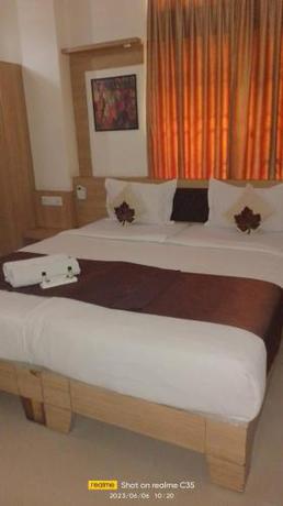 Imagen de la habitación del Hotel Jaysha. Foto 15