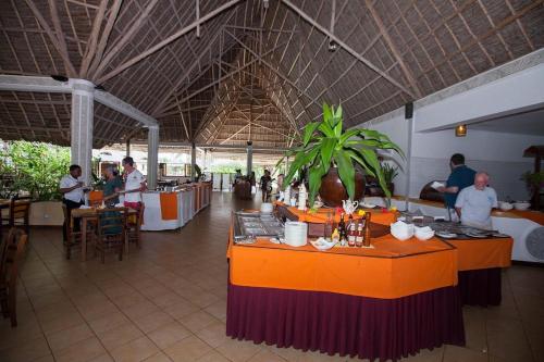 Imagen general del Hotel Jaz Adonia Beach Resort. Foto 5
