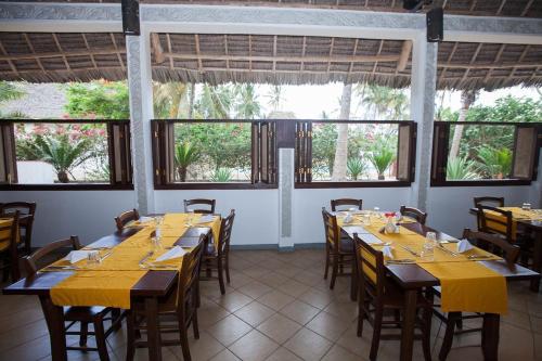 Imagen general del Hotel Jaz Adonia Beach Resort. Foto 7