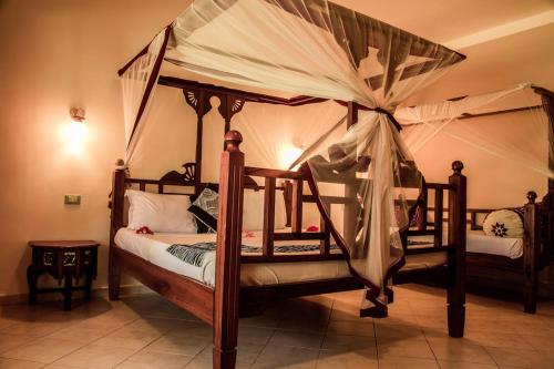 Imagen de la habitación del Hotel Jaz Adonia Beach Resort. Foto 18