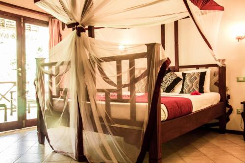 Imagen de la habitación del Hotel Jaz Adonia Beach Resort. Foto 20