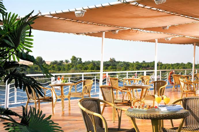 Imagen general del Hotel Jaz Crown Jubilee Nile Cruise - Every Thursday From Luxor For 07 And 04 Nights - Every Monday From A. Foto 2