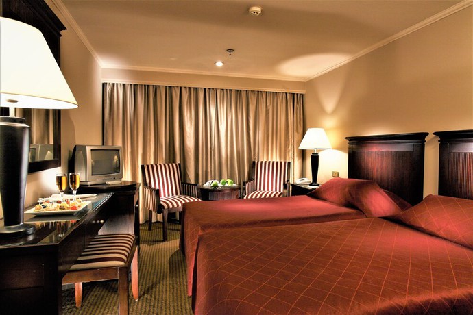 Imagen de la habitación del Hotel Jaz Crown Jubilee Nile Cruise - Every Thursday From Luxor For 07 And 04 Nights - Every Monday From A. Foto 10