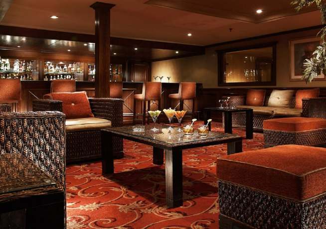 Imagen del bar/restaurante del Hotel Jaz Crown Jubilee Nile Cruise - Every Thursday From Luxor For 07 And 04 Nights - Every Monday From A. Foto 7