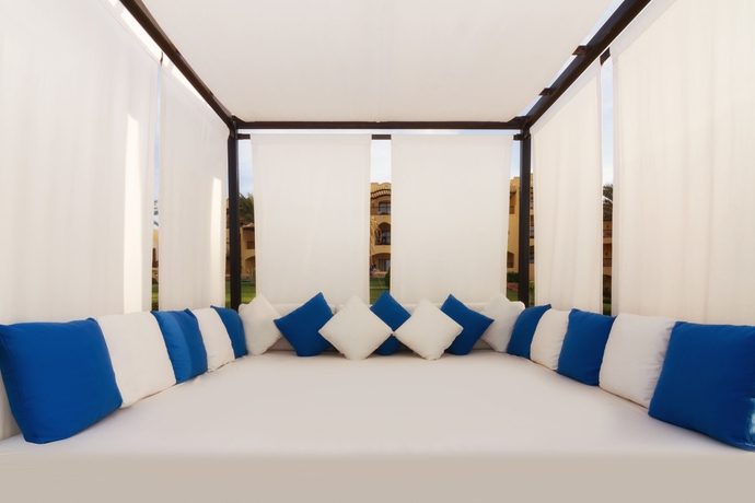 Imagen de los exteriores del Hotel Jaz Dar El Madina. Foto 15