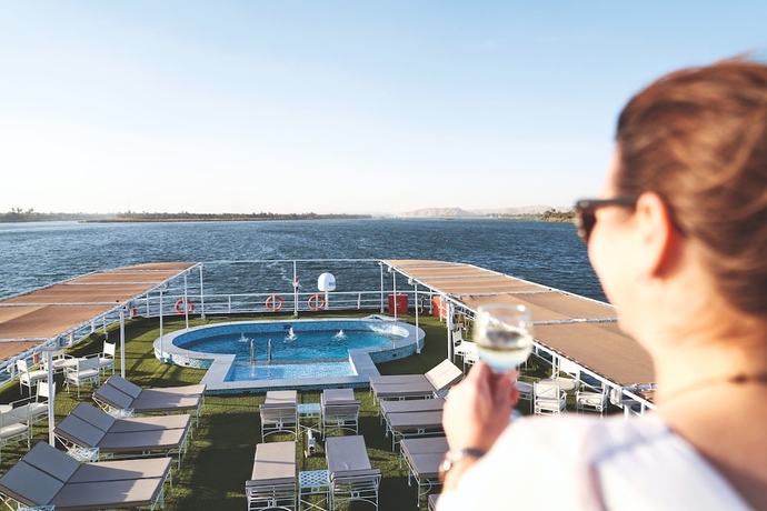 Imagen de los exteriores del Hotel Jaz Imperial Nile Imperial Cruise - Every Thursday From Luxor- Aswan- Luxor For 07 Nights. Foto 9