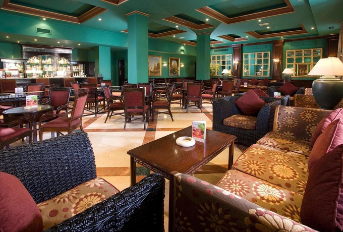 Imagen de los exteriores del Hotel Jaz Makadi Saraya Resort. Foto 9