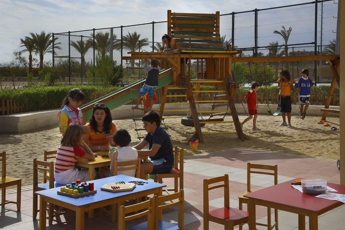 Imagen de los exteriores del Hotel Jaz Solaya. Foto 13