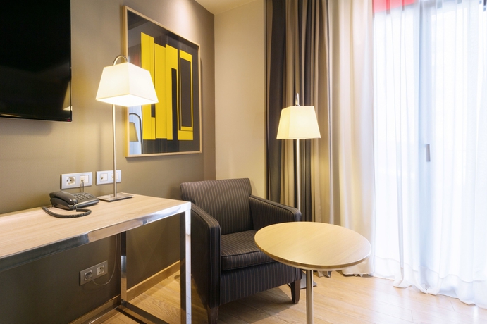 Imagen de la habitación del Hotel Jazz, Plaza Catalunya. Foto 9