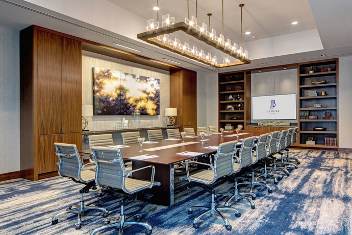 Imagen de los interiores del Hotel Jb Duke. Foto 13