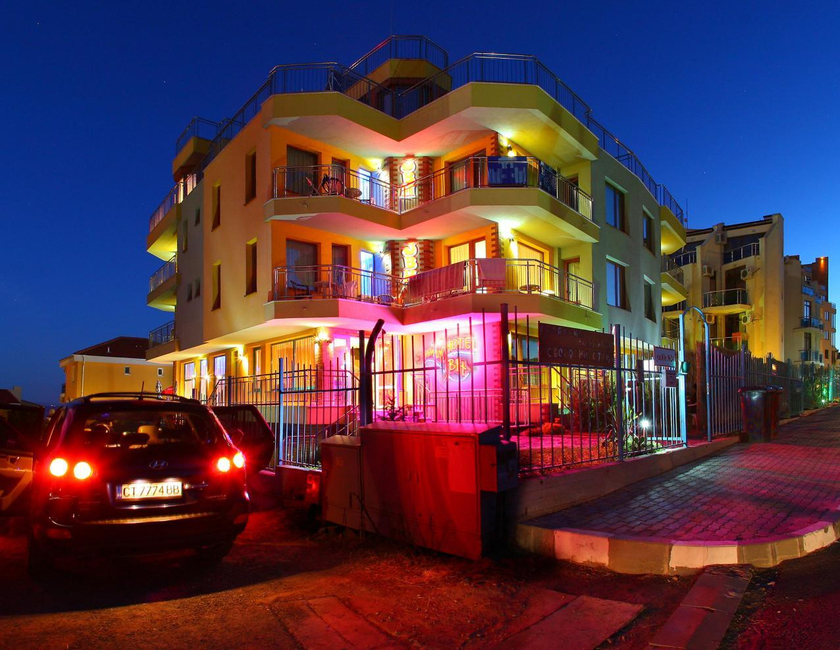 Imagen general del Hotel Jbh. Foto 8