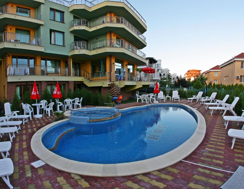 Imagen general del Hotel Jbh. Foto 10