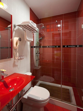 Imagen de la habitación del Hotel Jc Rooms Santa Ana. Foto 6