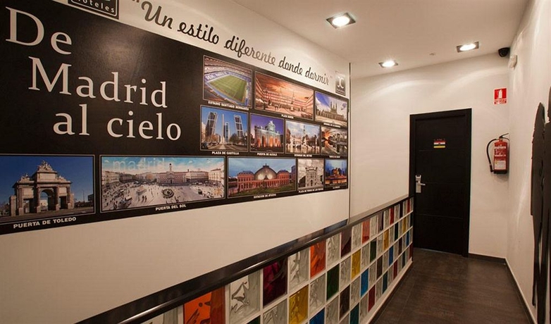 Imagen general del Hotel Jc Rooms Santa Ana. Foto 2