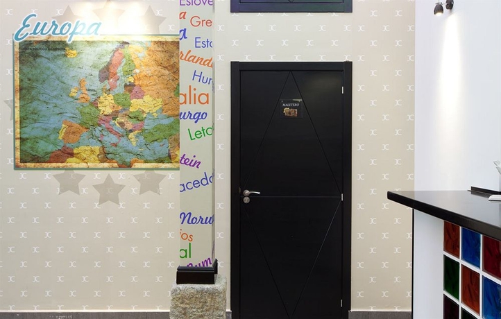 Imagen de los interiores del Hotel Jc Rooms Santo Domingo. Foto 16