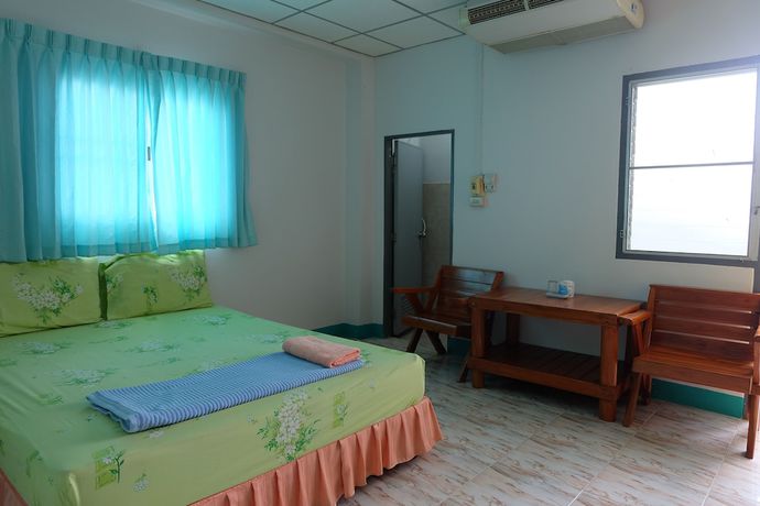Imagen de la habitación del Hotel Jc, SAKON NAKHON. Foto 12