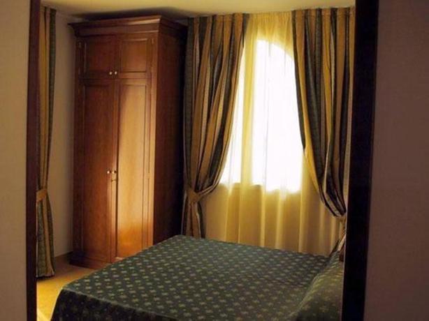 Imagen de la habitación del Hotel Jean Marie. Foto 7