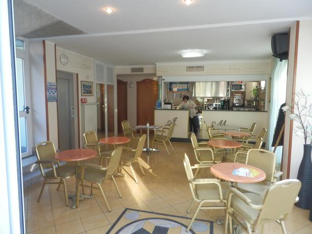 Imagen del bar/restaurante del Hotel Jean Marie. Foto 6