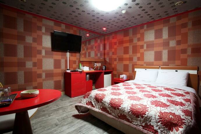 Imagen de la habitación del Hotel Jebudo Hill. Foto 18