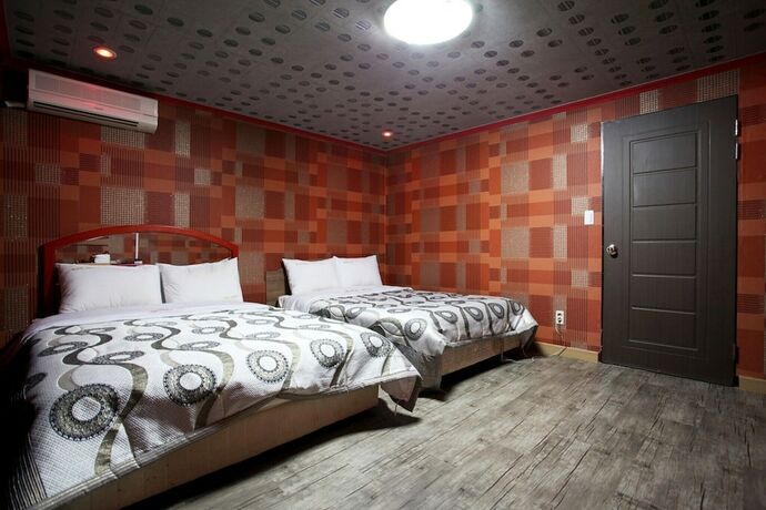 Imagen de la habitación del Hotel Jebudo Hill. Foto 20