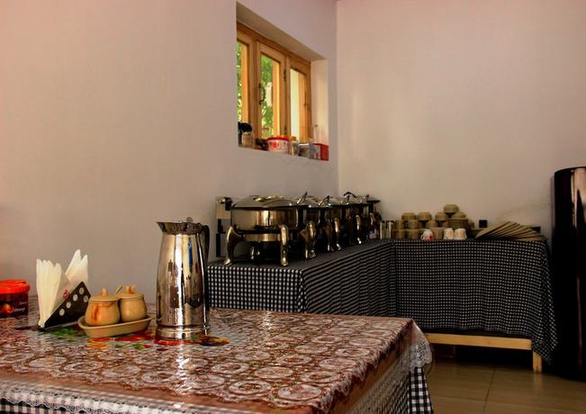 Imagen del bar/restaurante del Hotel Jeevanam Villa. Foto 6