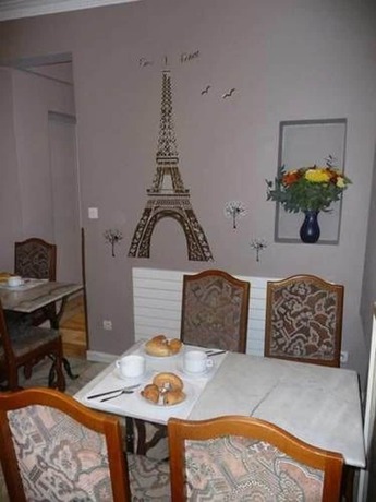 Imagen del bar/restaurante del Hotel Jeff Paris. Foto 4